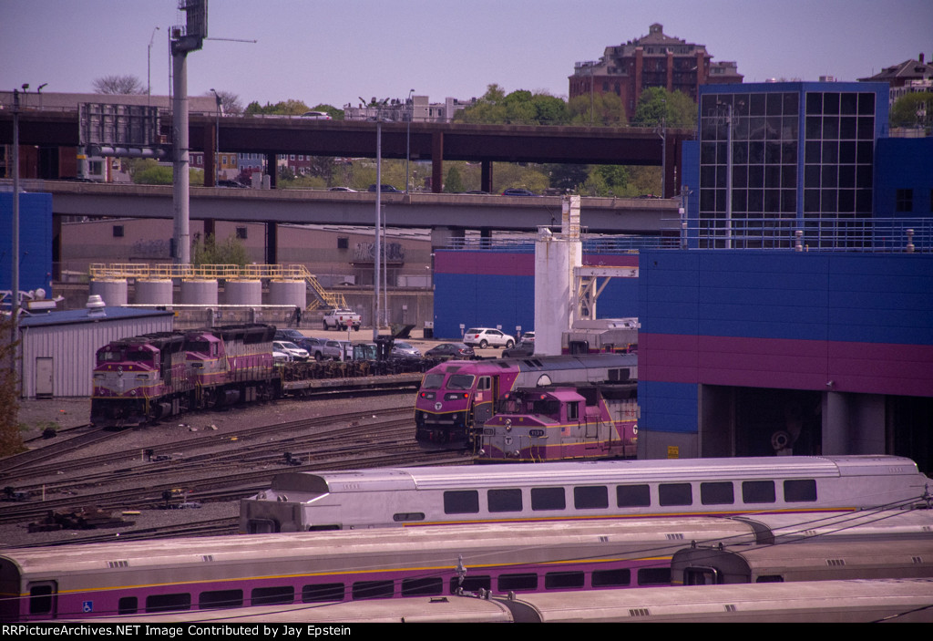 Looking into BET from the Green Line Extension